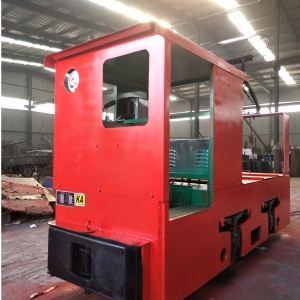 架線(xiàn)式工礦電機(jī)車(chē)